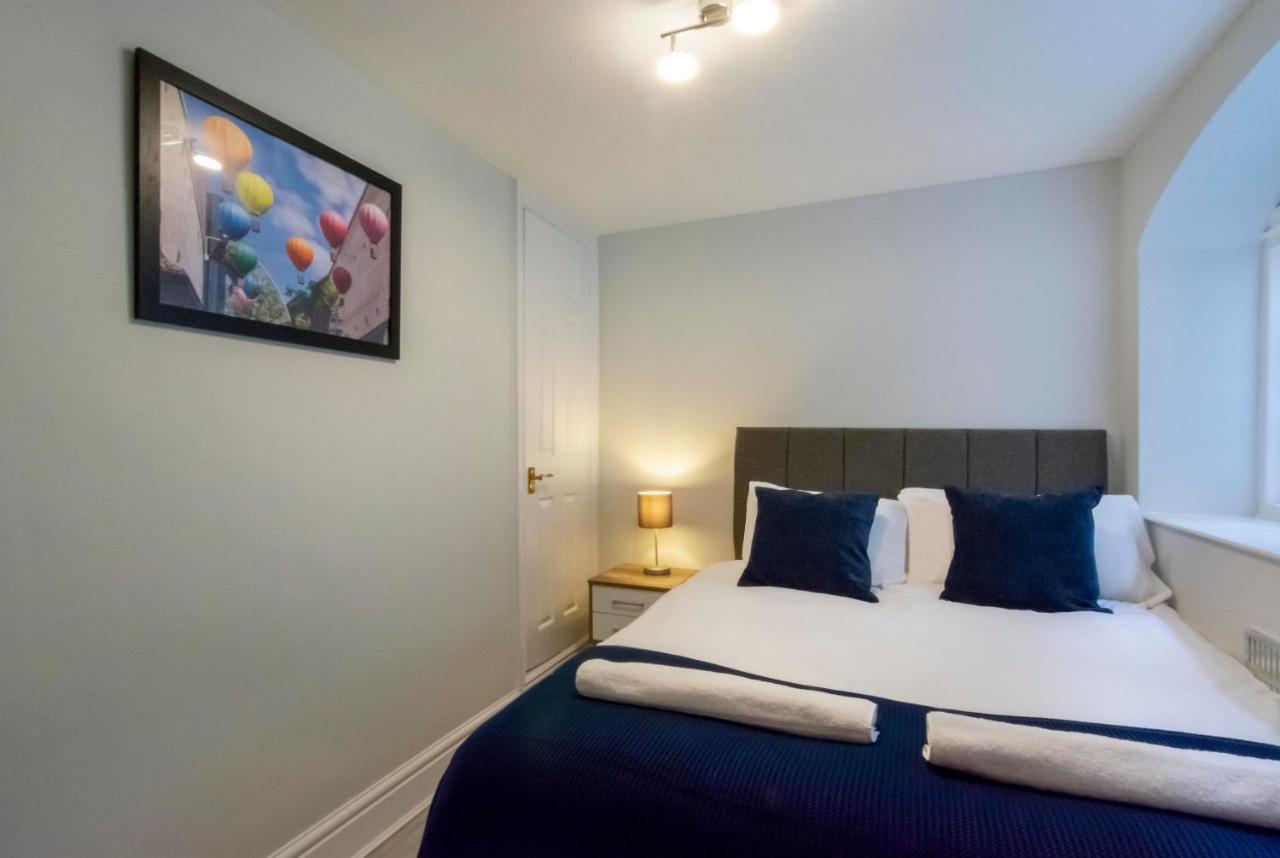 Free Parking! Very Large 2 Bedroom Clifton Flat Bristol Extérieur photo