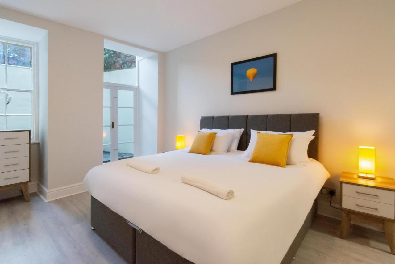 Free Parking! Very Large 2 Bedroom Clifton Flat Bristol Extérieur photo